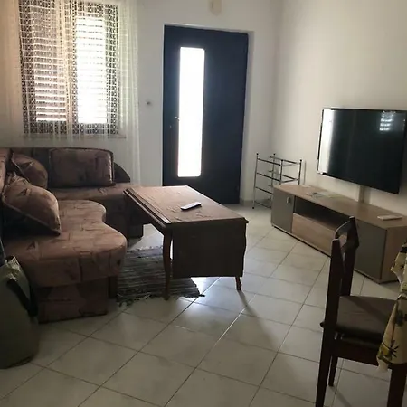 Apartment Apartman Mango Pula